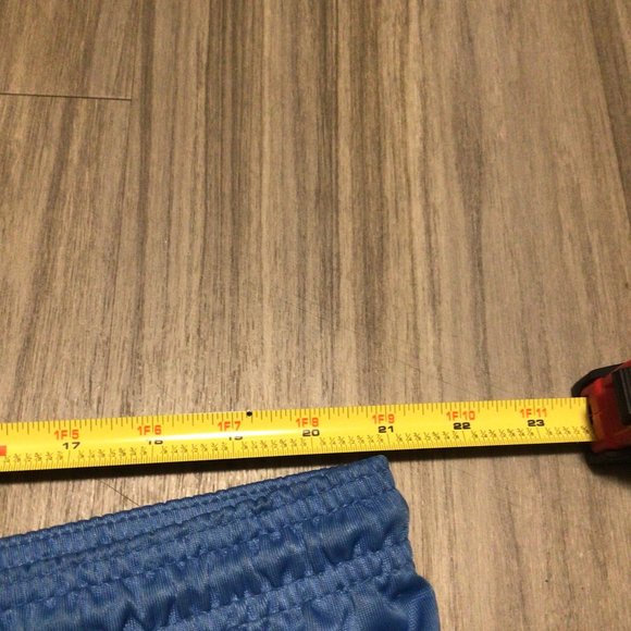 Pair of shorts light blue size approximately 42 waist Tarheals team no inner tag - Picture 3 of 7